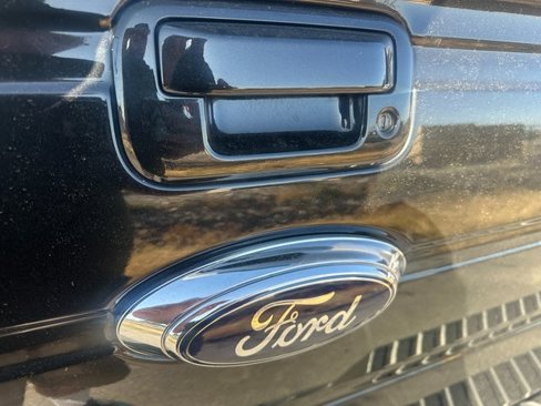 Used 2013 Ford F150 Lariat w/ Luxury Equipment Group image 17