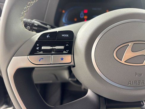 New 2025 Hyundai Elantra Sport image 17