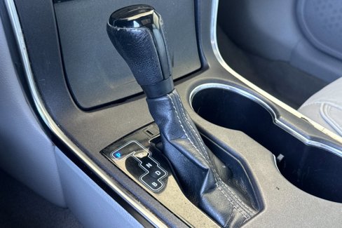 Used 2016 Toyota Camry XLE image 19