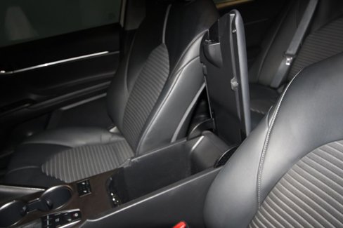 Used 2023 Toyota Camry SE image 20