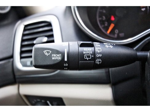Used 2021 Jeep Grand Cherokee Laredo w/ Security & Convenience Group image 19