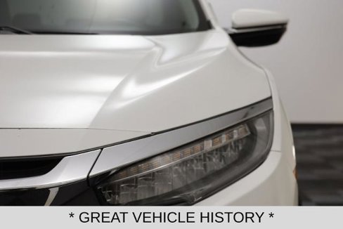 Used 2018 Honda Civic Touring image 5