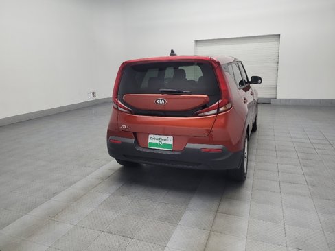 Used 2020 Kia Soul LX image 9