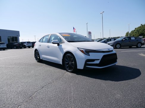 Used 2025 Toyota Corolla SE image 10