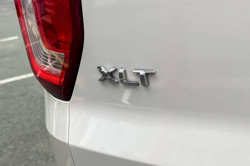 Used 2018 Ford Explorer XLT w/ Equipment Group 202A image 17