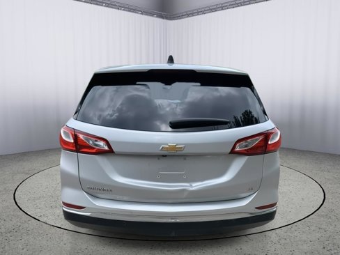 Used 2021 Chevrolet Equinox LT w/ Driver Convenience Package image 8