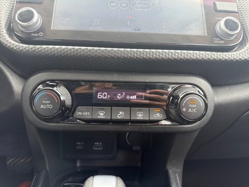Used 2021 Nissan Kicks SV image 34