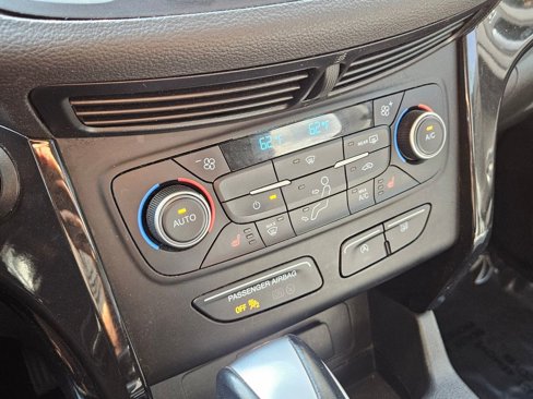 Used 2019 Ford Escape SE image 22
