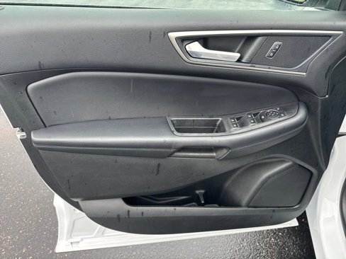 Used 2022 Ford Edge SEL image 10