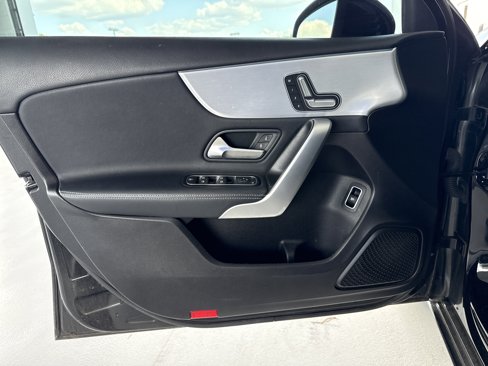 Used 2019 Mercedes-Benz A 220 image 9
