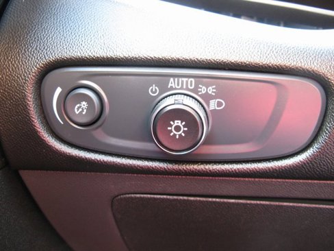 Used 2024 Chevrolet Malibu LT image 15