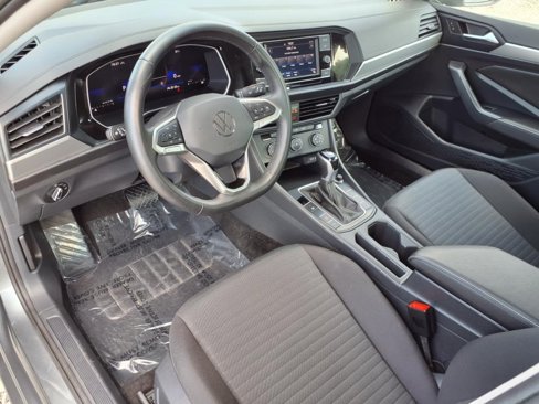Used 2024 Volkswagen Jetta S image 6