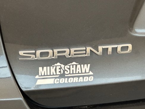 Used 2020 Kia Sorento AWD V6 image 9