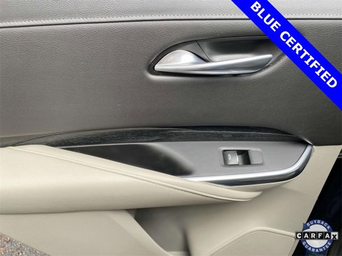 Used 2021 Cadillac XT4 Premium Luxury image 15