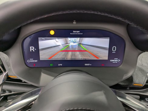 Used 2025 McLaren Artura Spider image 14