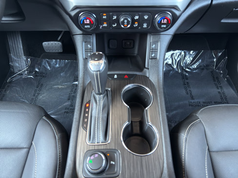 Used 2019 GMC Acadia SLT image 29