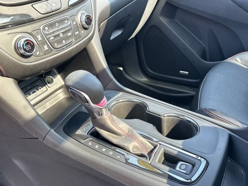 Certified 2022 Chevrolet Equinox RS w/ RS Leather Package image 31
