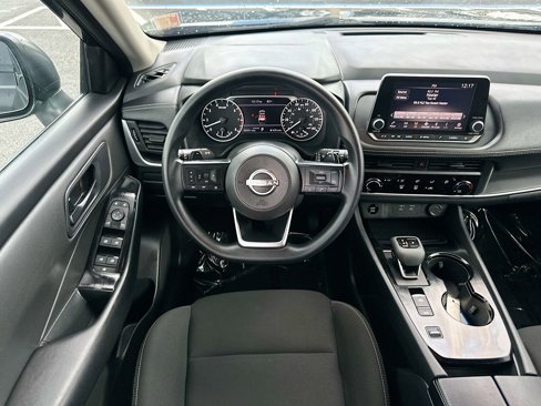 Used 2024 Nissan Rogue S image 21
