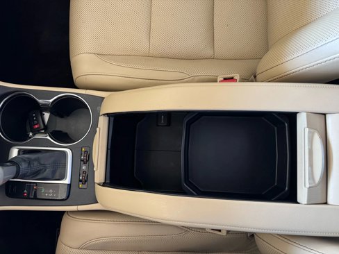 Used 2016 Toyota Highlander Limited image 16