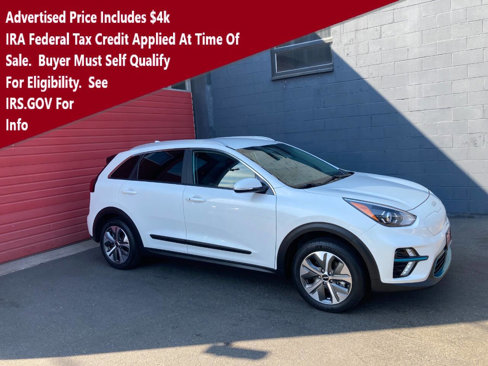 Used 2022 Kia Niro EX w/ Cold Weather Package image 1