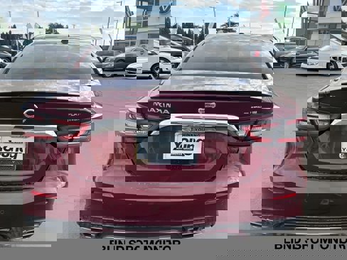 Used 2021 Nissan Maxima Platinum w/ Sport Mat Group image 11
