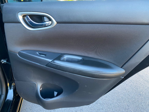 Used 2019 Nissan Sentra SV image 32