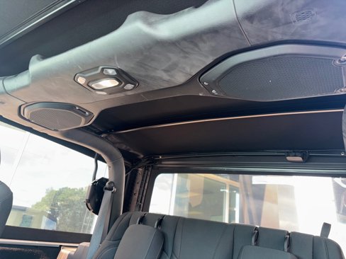 Used 2018 Jeep Wrangler Sport image 33