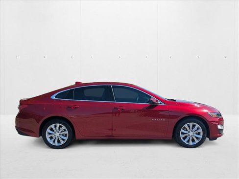 Used 2022 Chevrolet Malibu LT image 4
