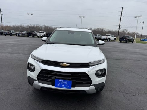 Used 2023 Chevrolet TrailBlazer LT image 2