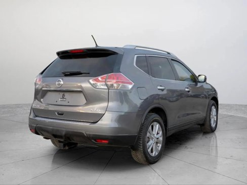 Used 2015 Nissan Rogue SV image 6