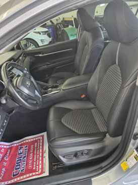 Used 2020 Toyota Camry SE image 11