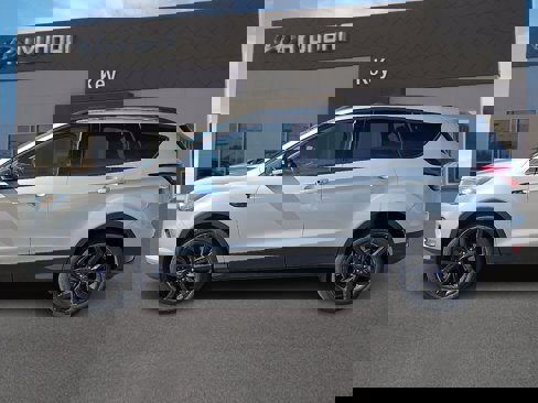 Used 2017 Ford Escape Titanium image 6