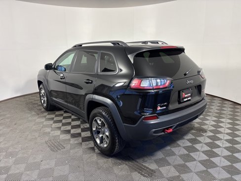 Used 2019 Jeep Cherokee Trailhawk w/ Cold Weather Group image 4