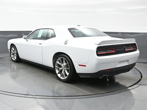 Used 2022 Dodge Challenger GT image 4