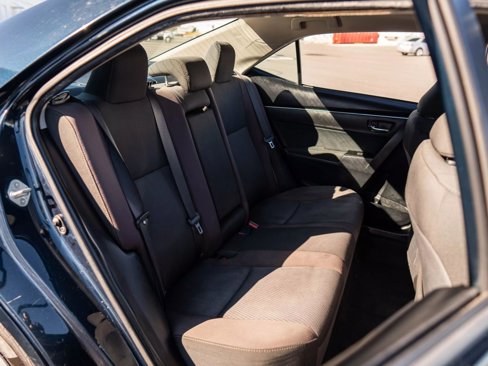 Used 2018 Toyota Corolla LE image 17