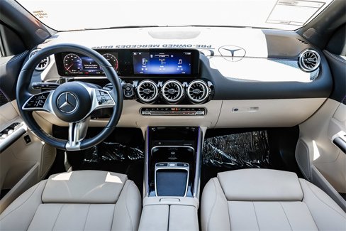 Used 2025 Mercedes-Benz GLA 250 4MATIC image 10