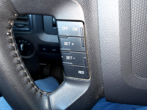 Used 2010 Ford Escape Limited image 16