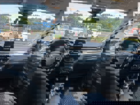 New 2025 Ford Escape Active image 18