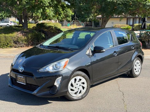 Used 2016 Toyota Prius C One image 1