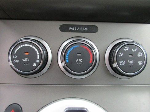 Used 2012 Nissan Sentra 2.0 SR w/ Special Edition Pkg image 24