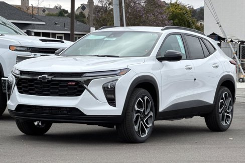 New 2025 Chevrolet Trax RS w/ Driver Confidence Package image 8
