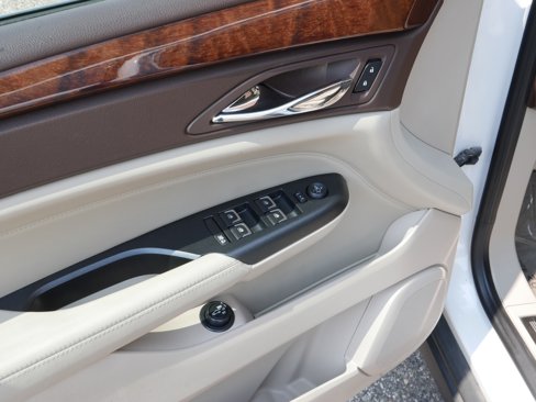 Used 2014 Cadillac SRX Luxury w/ Driver Awareness Package image 9