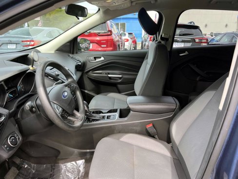 Used 2018 Ford Escape SE image 13