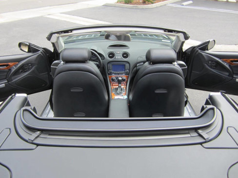 Used 2007 Mercedes-Benz SL 550 w/ AMG Sport Pkg image 19