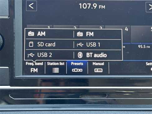 Used 2021 Volkswagen Jetta SE image 22
