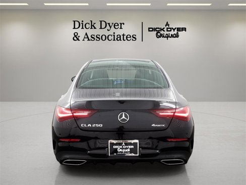 Used 2025 Mercedes-Benz CLA 250 4MATIC image 10