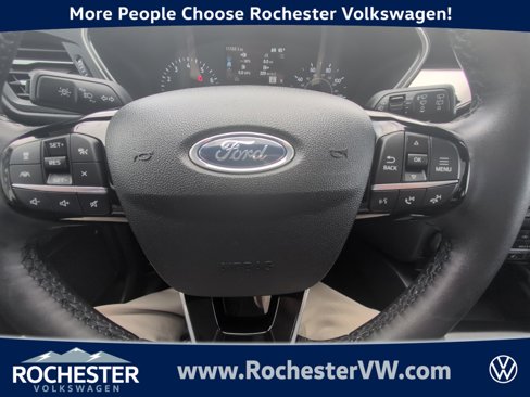 Used 2022 Ford Escape SEL image 16