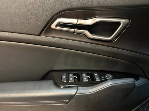 Used 2023 Kia Sportage EX w/ EX Premium Package image 10