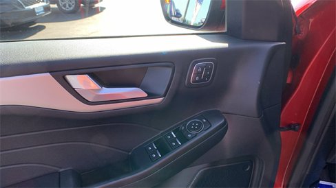 Used 2021 Ford Escape SEL w/ Technology Package image 10