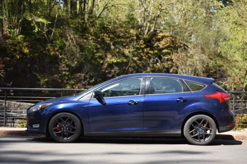 Used 2016 Ford Focus SE w/ Equipment Group 201A image 2